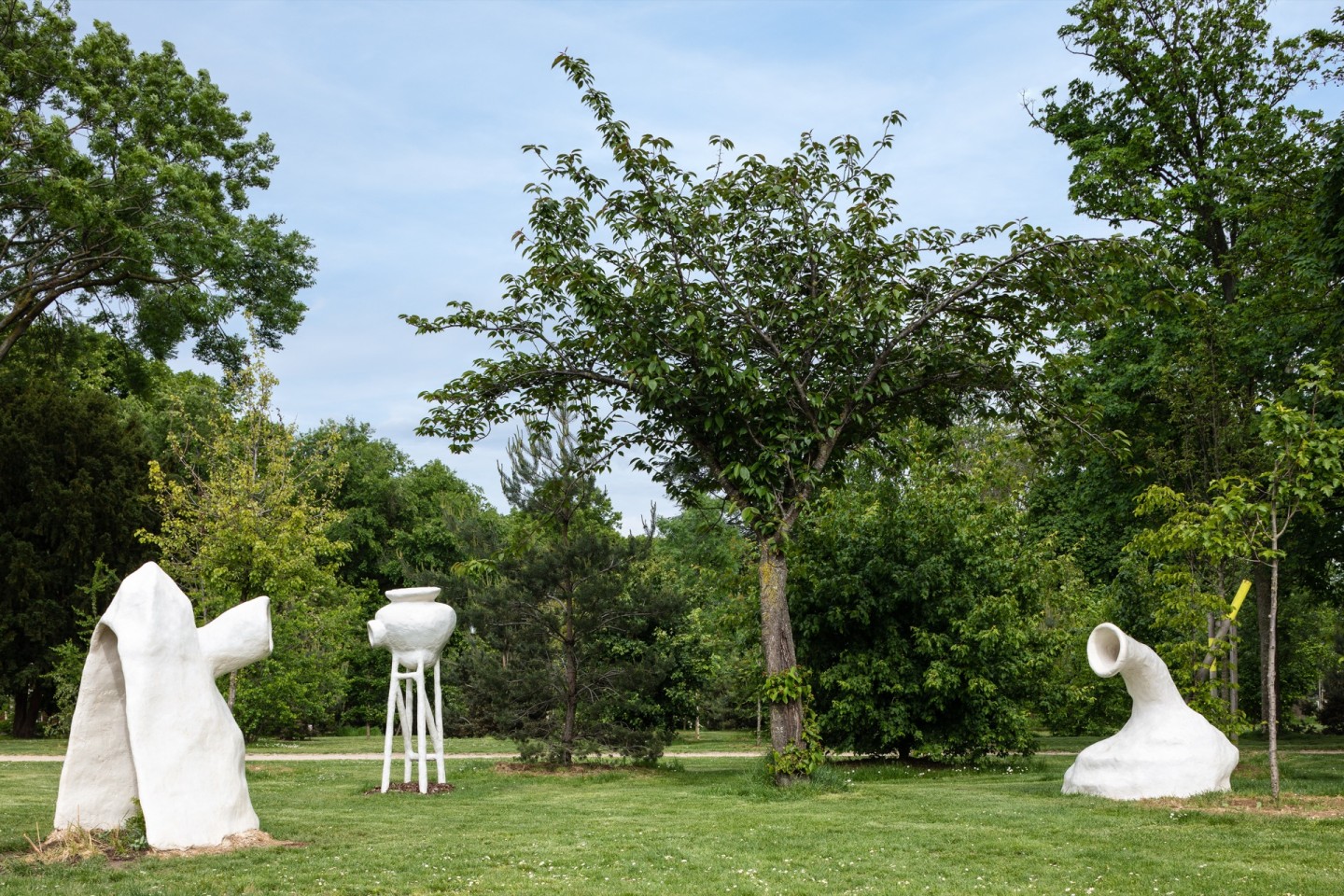 Jean-Alfredo.com - La voix des plantes et des pierres - Lauréat du concours Jardin du monde en Mouvement, Réalisation et installation de sculptures dans le parc de la cité internationale de Paris